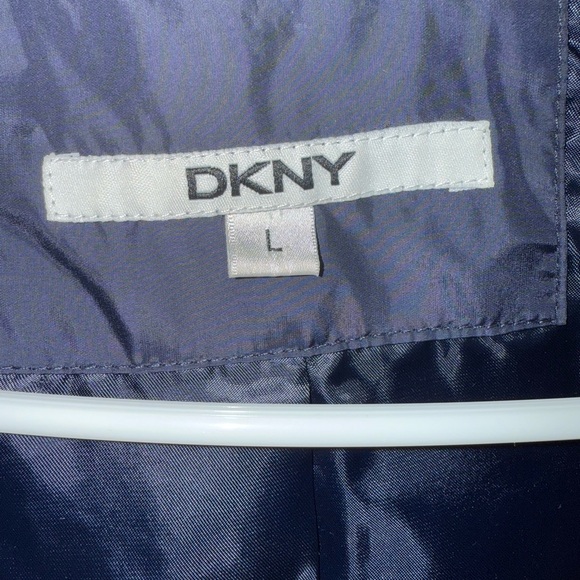 DKNY Women’s Navy Puffer Jacket - Picture 5 of 5